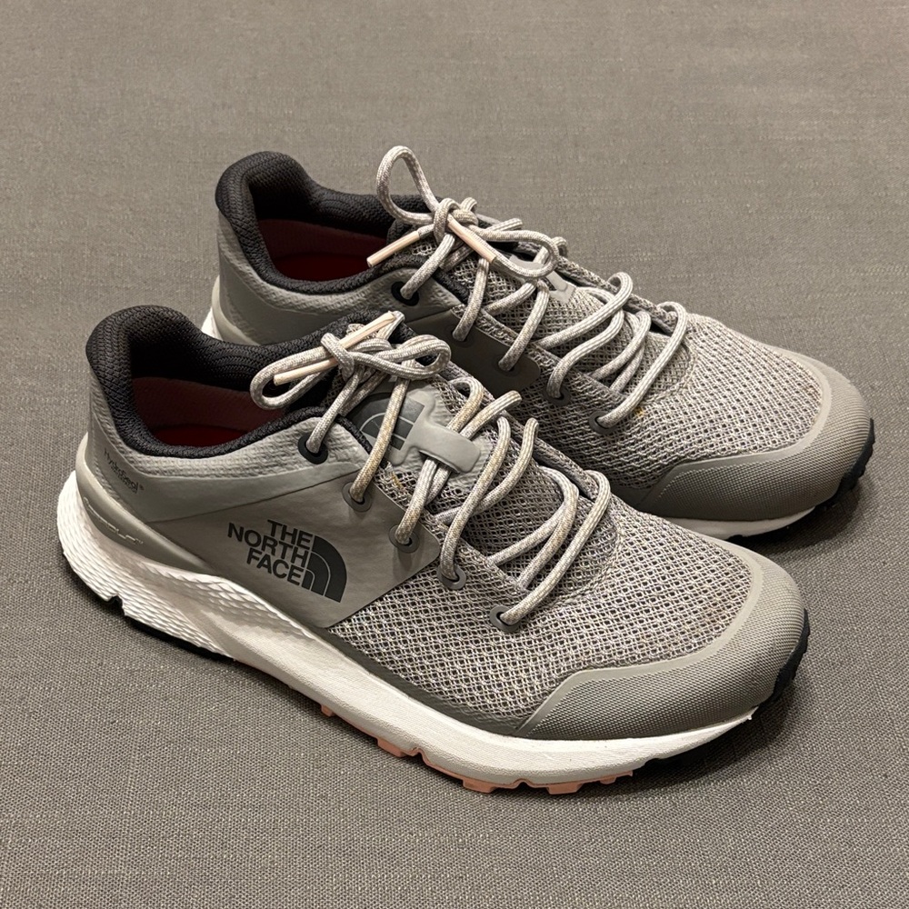 The North Face sneakers women’s 7